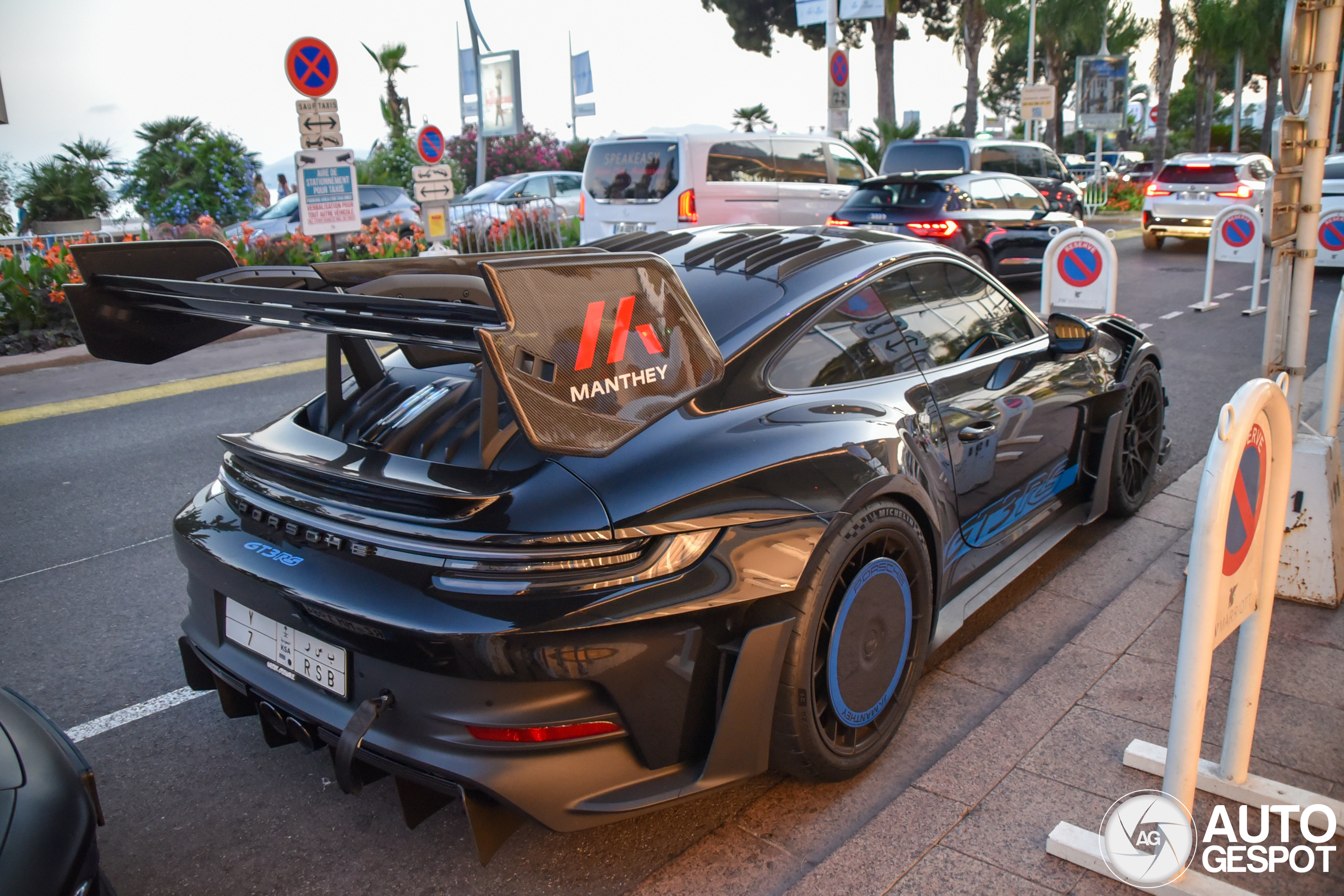De downforce zal deze Arabier hier niet nodig hebben