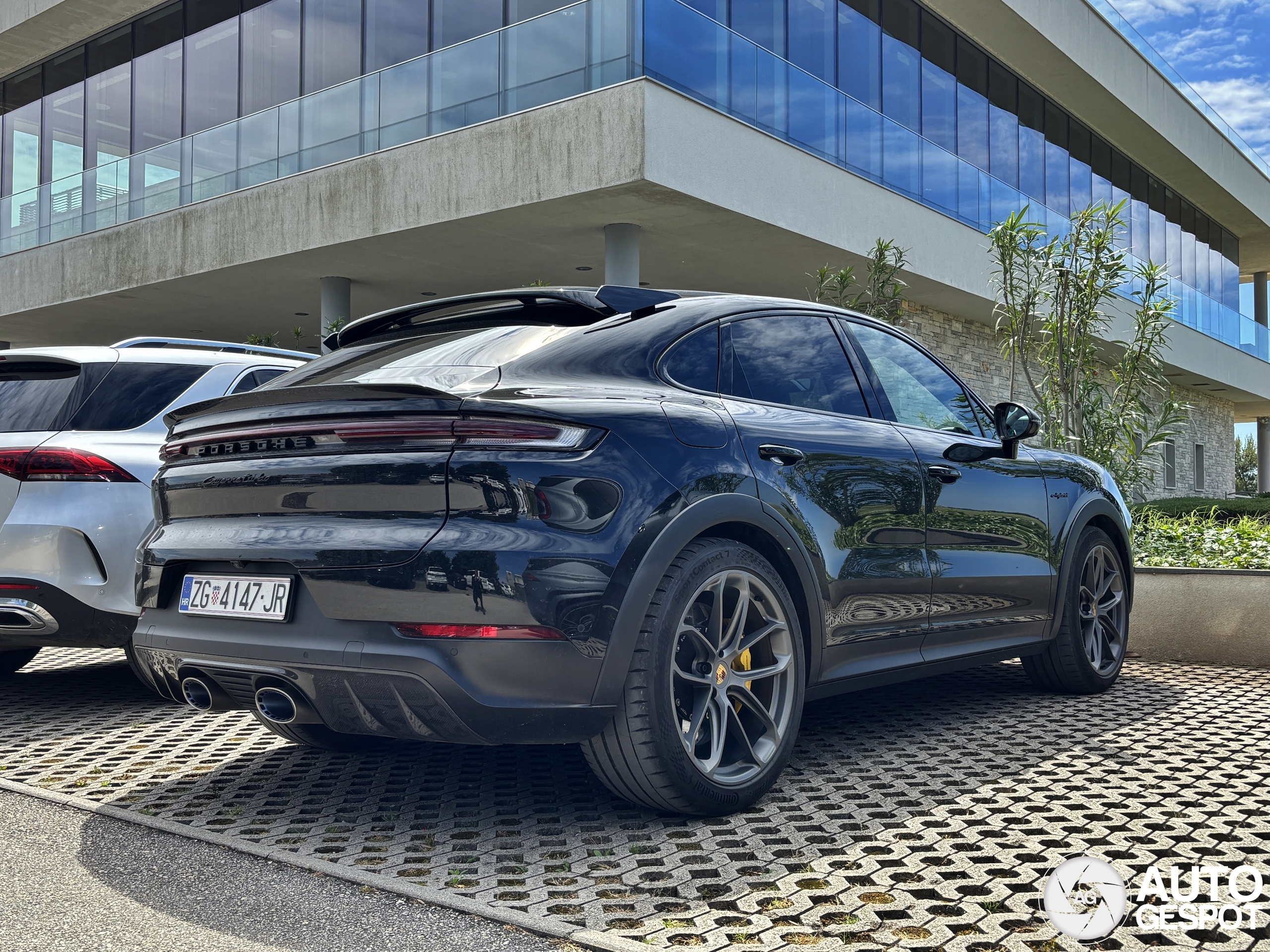 Porsche Cayenne Coupé Turbo E-Hybrid