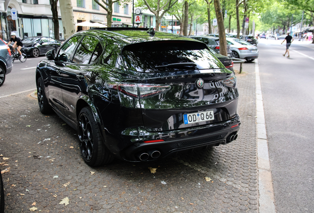 Alfa Romeo Stelvio Quadrifoglio 2020