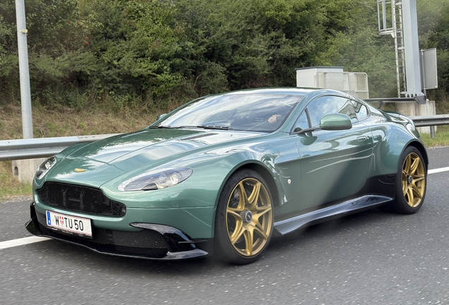 Aston Martin Vantage GT8