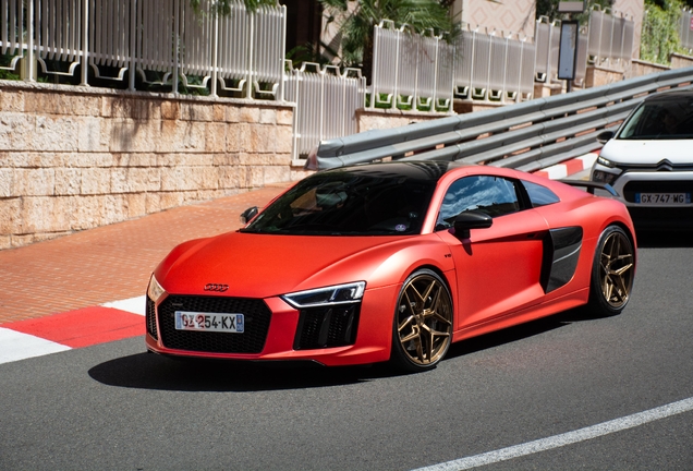 Audi R8 V10 Plus 2015
