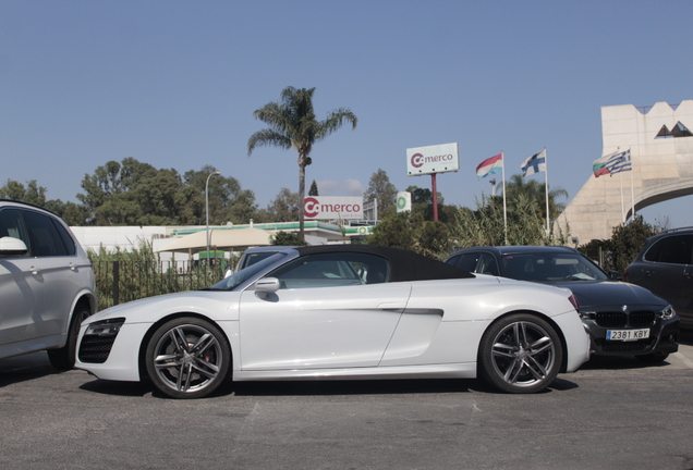 Audi R8 V10 Spyder 2013