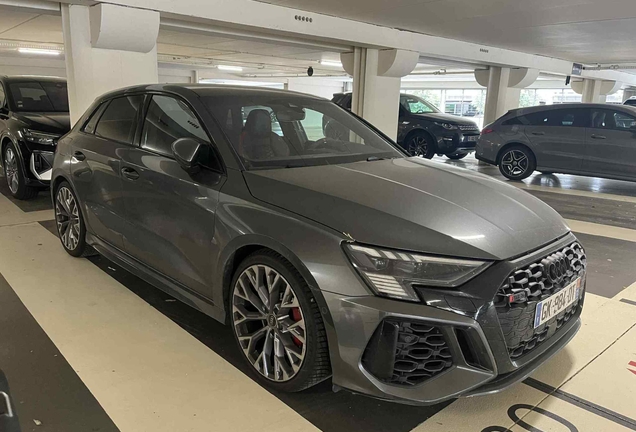 Audi RS3 Sportback 8Y
