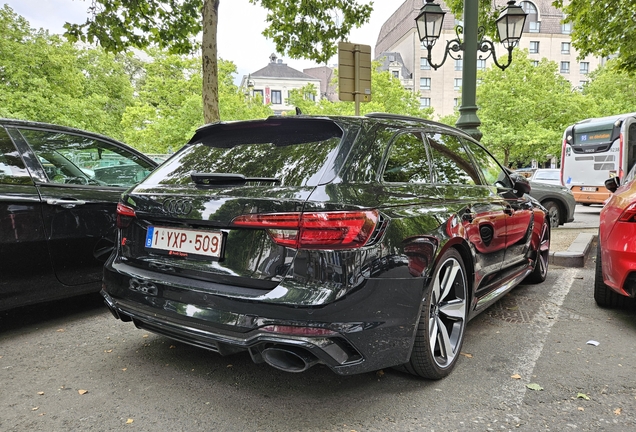 Audi RS4 Avant B9