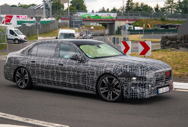 BMW 7 Series G70 2026