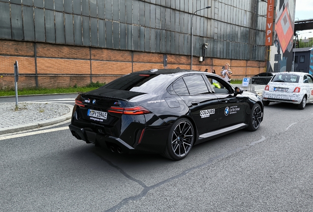 BMW M5 G90