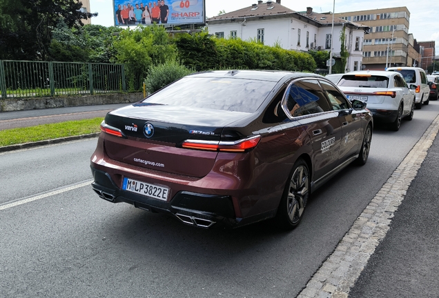 BMW M760e xDrive