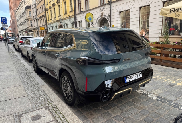 BMW XM G09