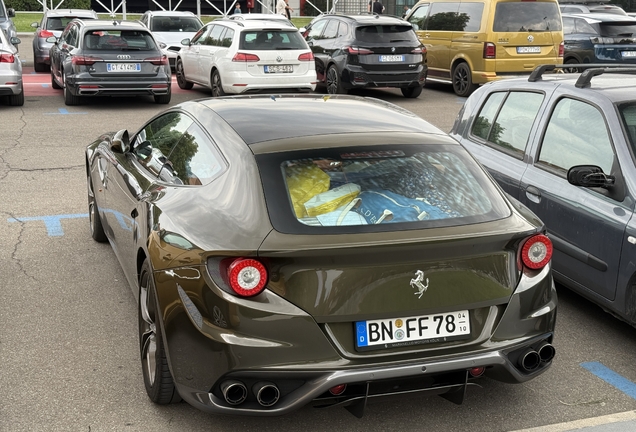 Ferrari FF