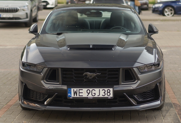 Ford Mustang Dark Horse 2024
