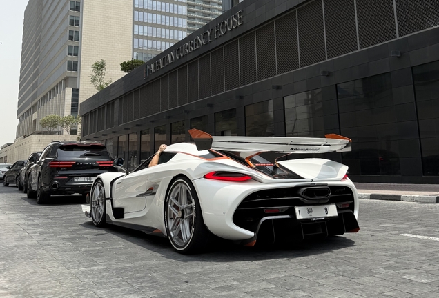 Koenigsegg Jesko Attack