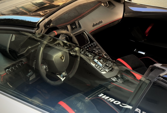Lamborghini Aventador LP750-4 SuperVeloce Roadster