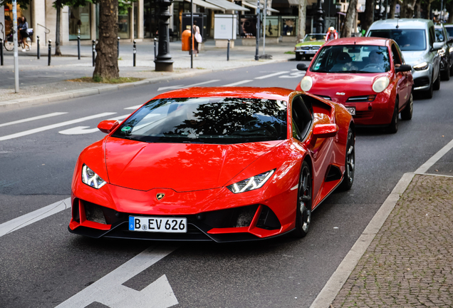 Lamborghini Huracán LP640-4 EVO