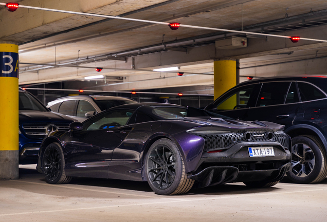 McLaren Artura Spider