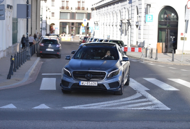Mercedes-AMG GLA 45 X156