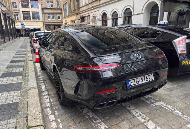 Mercedes-AMG GT 63 X290