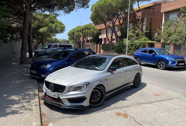 Mercedes-Benz CLA 45 AMG Shooting Brake