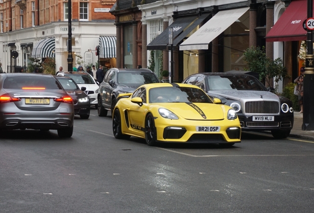 Porsche 718 Cayman GT4