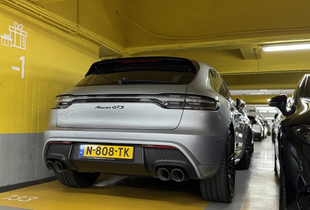 Porsche 95B Macan GTS MkIII