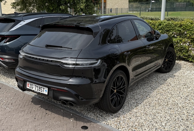 Porsche 95B Macan GTS MkIII