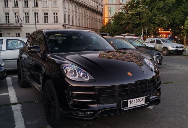 Porsche 95B Macan Turbo