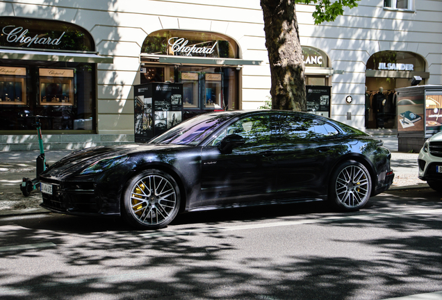 Porsche 972 Panamera Turbo S E-Hybrid