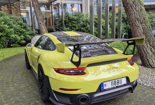 Porsche 991 GT2 RS Weissach Package