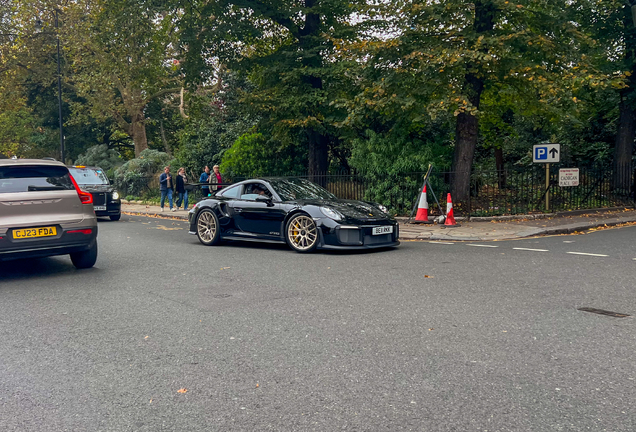 Porsche 991 GT2 RS Weissach Package