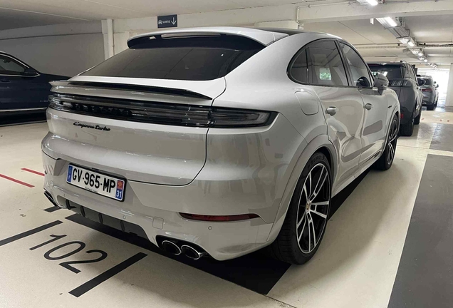 Porsche 9YA Cayenne Turbo E-Hybrid