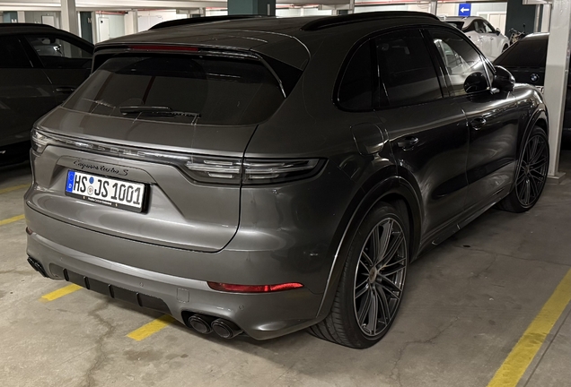 Porsche Cayenne Turbo S E-Hybrid