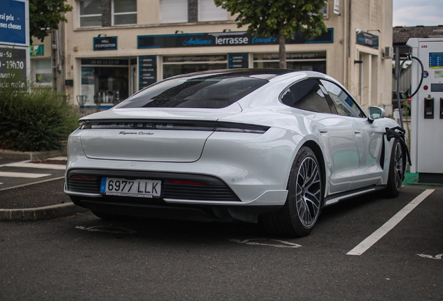 Porsche Taycan Turbo