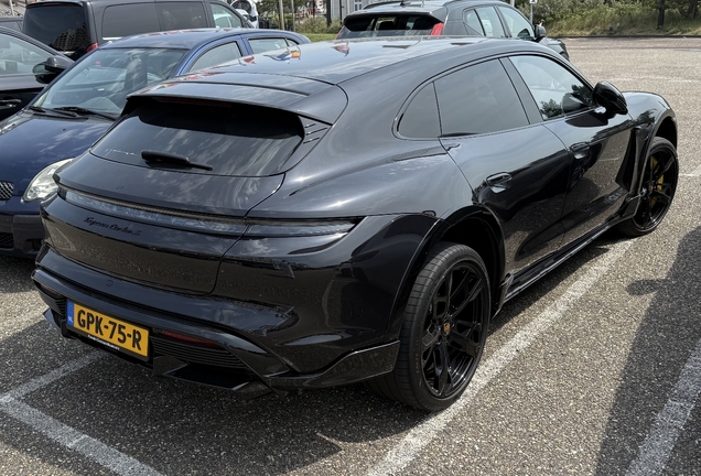 Porsche Taycan Turbo S Cross Turismo MkI