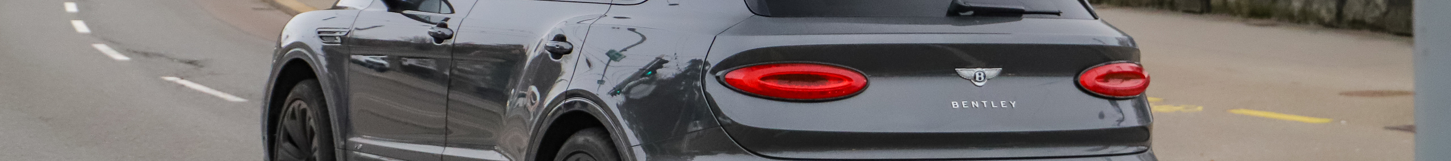 Bentley Bentayga V8 2021