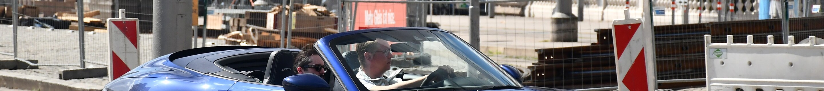 Porsche 992 Carrera 4 GTS Cabriolet MkI