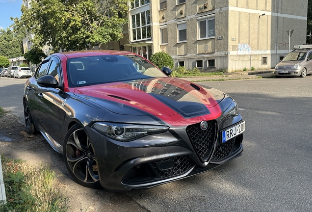 Alfa Romeo Giulia Quadrifoglio Alfa Romeo Racing Limited Edition