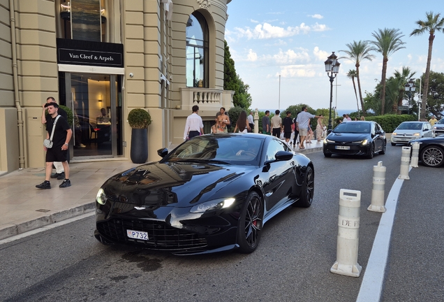 Aston Martin V8 Vantage 2018