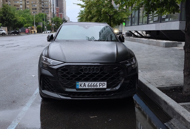 Audi RS Q8 2024