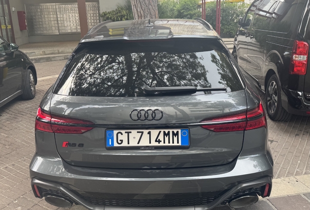 Audi RS6 Avant C8
