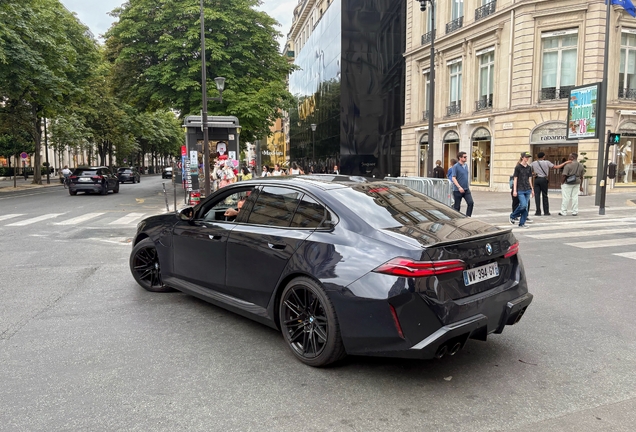 BMW M5 G90