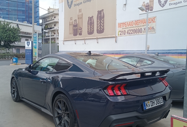 Ford Mustang Dark Horse 2024