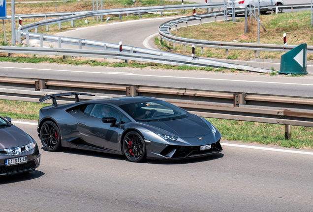 Lamborghini Huracán LP640-4 Performante