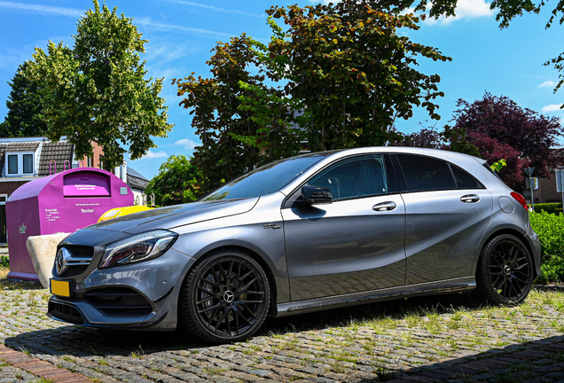 Mercedes-AMG A 45 W176 2015