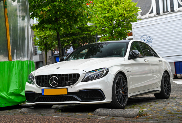 Mercedes-AMG C 63 S W205