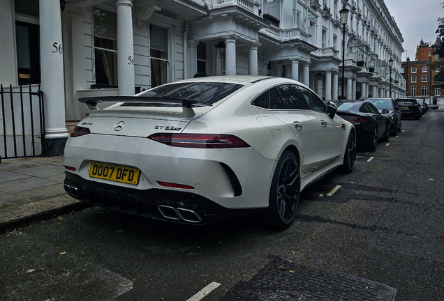 Mercedes-AMG GT 63 S X290