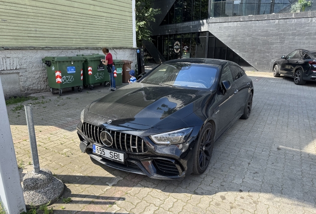 Mercedes-AMG GT 63 S X290