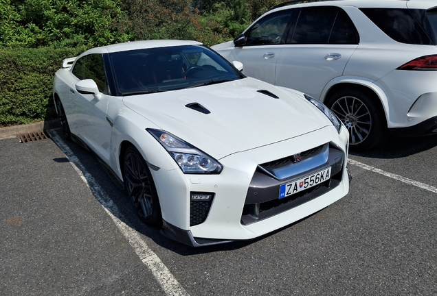 Nissan GT-R 2017