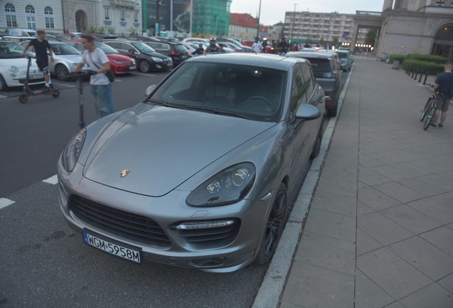 Porsche 958 Cayenne GTS