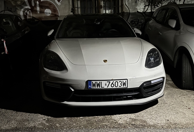 Porsche 971 Panamera GTS MkI