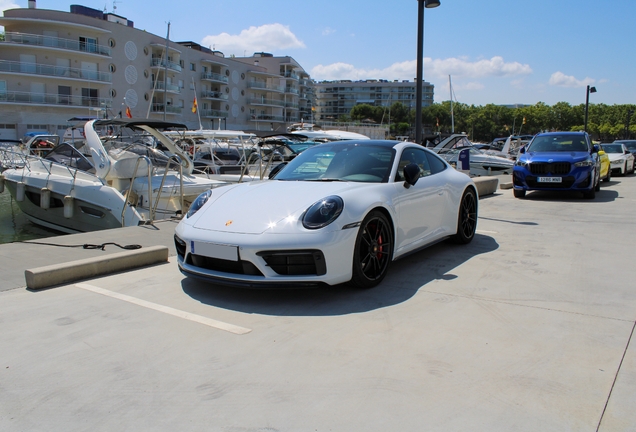 Porsche 992 Carrera GTS