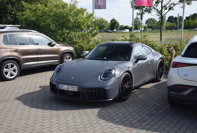Porsche 992 Carrera GTS MkII
